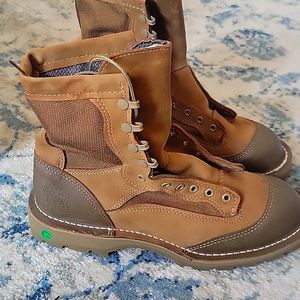 Marine Corps combat boot